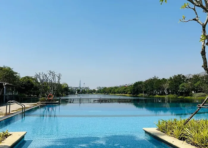 Tphomes Lakeview 122